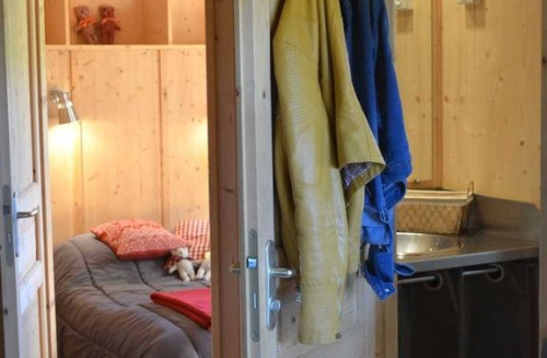Camping Koawa Les Cigales - Chalet Ballario - Photo 3