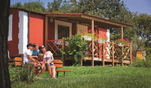 Aminess Maravea Camping Resort - Holiday Home Mediterranean Village - Photo 1