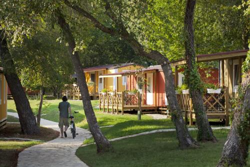 Aminess Maravea Camping Resort - Holiday Home Mediterranean Village - Photo 5
