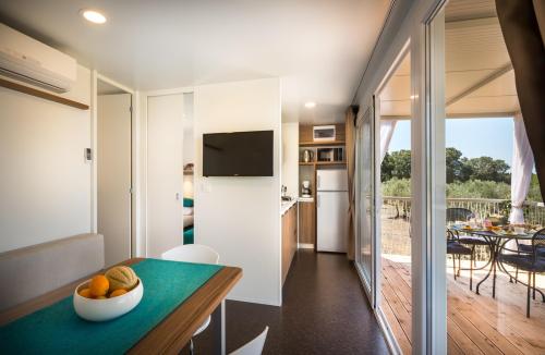 Aminess Maravea Camping Resort - Holiday home Mirami' Family Village - Photo 4