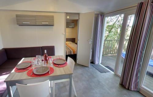 Les Castels Domaine de La Paille Basse - MOBIL HOME PREMIUM - 3 bedrooms - Photo 4