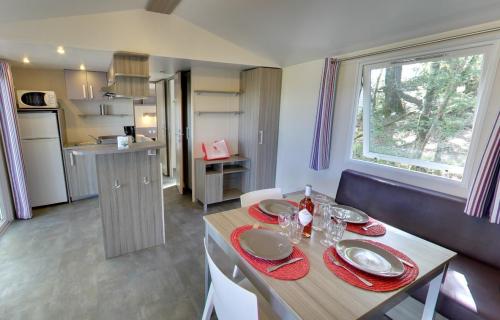 Les Castels Domaine de La Paille Basse - MOBIL HOME PREMIUM - 3 bedrooms - Photo 5