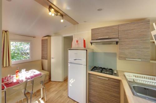 Les Castels Domaine de La Paille Basse - MOBIL HOME COSY - 2 bedrooms - Photo 2