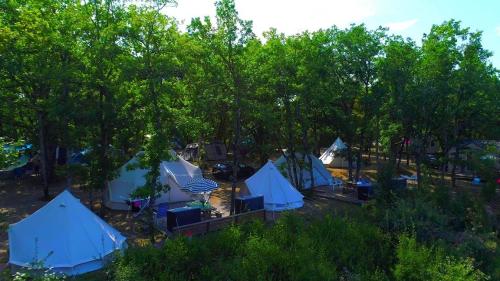 Les Castels Domaine de La Paille Basse - GLAMPING TENT - Two tents per pitch - Photo 6
