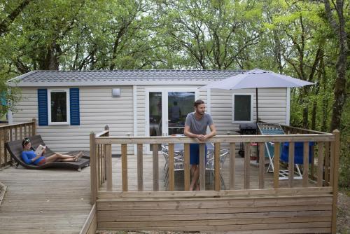 Les Castels Domaine de La Paille Basse - MOBIL HOME ACCESS - 2 bedrooms - adapted to the people with reduced mobility - Photo 1