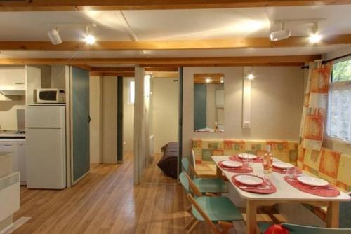 Les Castels Domaine de La Paille Basse - Chalet - 3 bedrooms - Photo 3