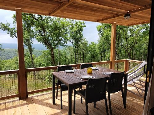 Camping LA TRUFFIERE à Saint Cirq Lapopie - Nature Panoramic Chalet - Photo 1