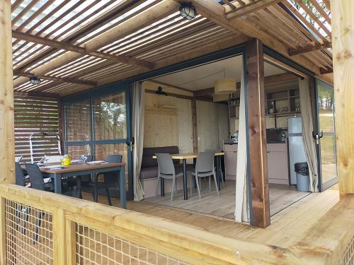 Camping LA TRUFFIERE à Saint Cirq Lapopie - Nature Panoramic Chalet - Photo 4