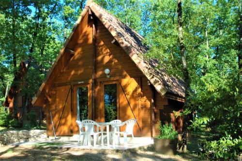 Camping LA TRUFFIERE à Saint Cirq Lapopie - The authentic wooden chalet duplex - Photo 1