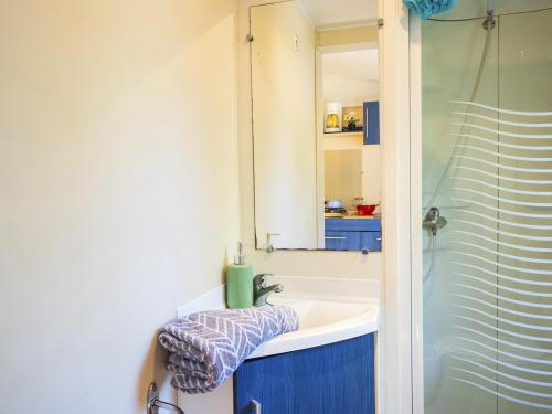 YELLOH! VILLAGE - Camping Les Cascades - Cottage Laurus ** (2 bedrooms + 1 bathroom + air-conditioning) - Photo 7