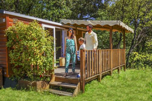 YELLOH! VILLAGE - CAMPING LES CASCADES - Cottage Vigne 4p 2bdr 1bath *** air-conditioned - Photo 7