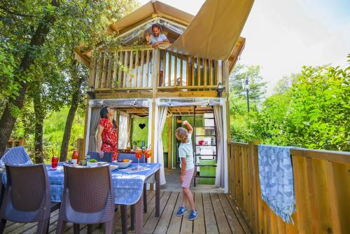 YELLOH! VILLAGE - Camping Les Cascades - tent Lodge Air *** (2 bedrooms + 1 bathroom) - Photo 1