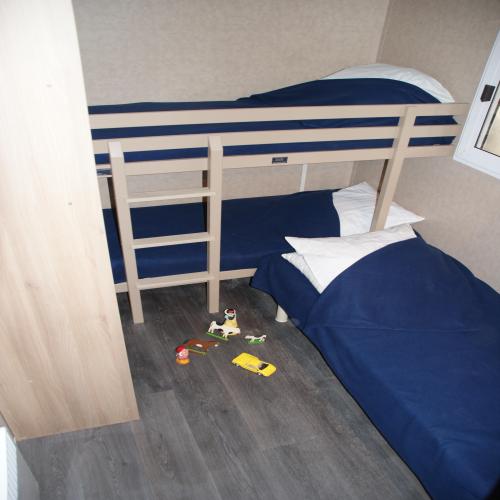 Flower Camping La Beaume - Chalet 28m² CONFORT+ 2 bedrooms / sheltered terrace - Photo 7