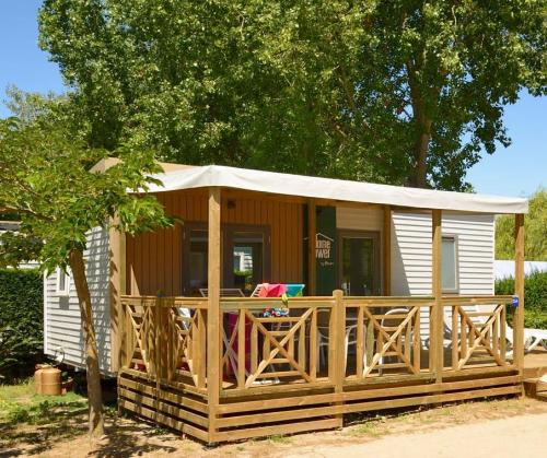 Flower Camping Le Bois d'Amour - Homeflower Premium 26,5m² (2 bedrooms) + AIR CONDITIONING + covered terrace + TV + sheets + towels - Photo 1