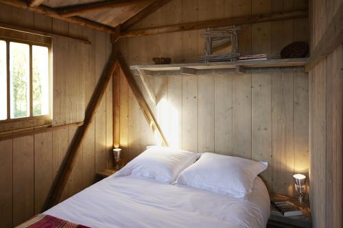 Flower Camping Le Bois d'Amour - Cabin Lodge Comfort 38m² (2 bedrooms) sheltered terrace 8m² - Photo 4