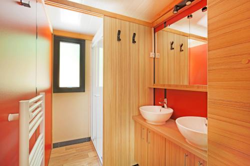 Huttopia Baie du Mont St Michel - Chalet Ottawa - Photo 3