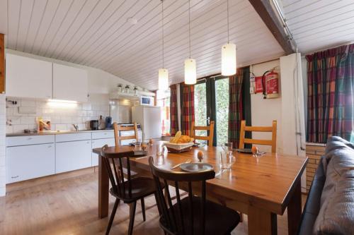 Camping De Grienduil - Holiday home 1 - Photo 5