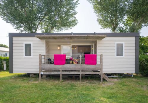 Camping LA FONTAINE - Mobilhome Alizé 34m² 2 bedrooms, 2 bathrooms - Photo 9
