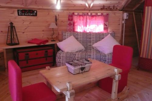 Camping du Lac - Wooden cabin - Photo 4