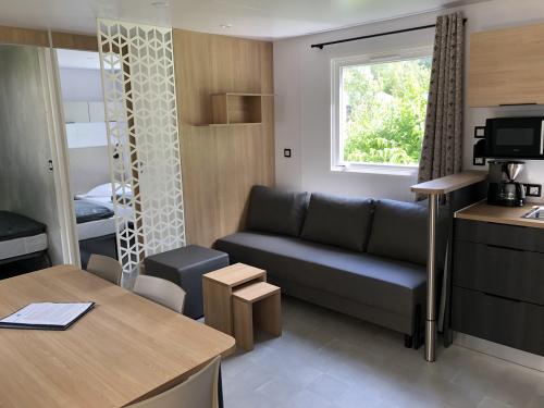 Camping Entre Terre et Mer - Mobile home Luxe (3 bedrooms) - Photo 2