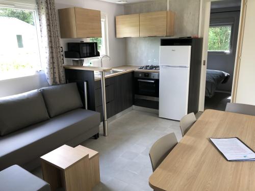 Camping Entre Terre et Mer - Mobile home Luxe (3 bedrooms) - Photo 6