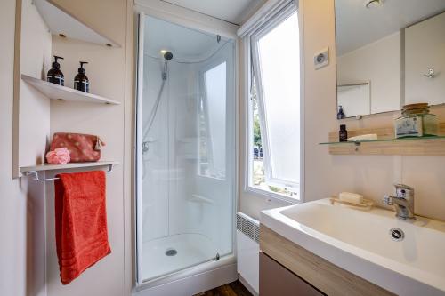 Camping Sandaya Soulac Plage - Cottage 2 bedrooms ** - Photo 8