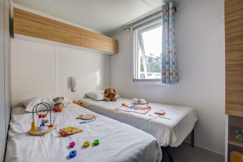 Camping Sandaya Soulac Plage - Cottage PREMIUM SURF 3 bedrooms air-conditioning - Photo 3