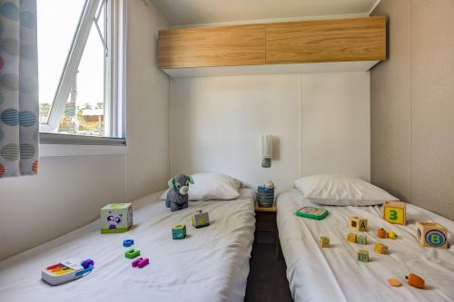 Camping Sandaya Soulac Plage - Cottage PREMIUM SURF 3 bedrooms air-conditioning - Photo 6