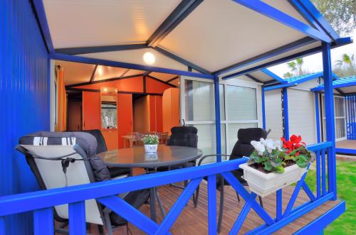 Camping & Bungalows Estanyet - Bungalow MOREA - Photo 2