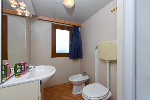 Camping Pino Mare - Mobile-home Maxi Caravan - Photo 6