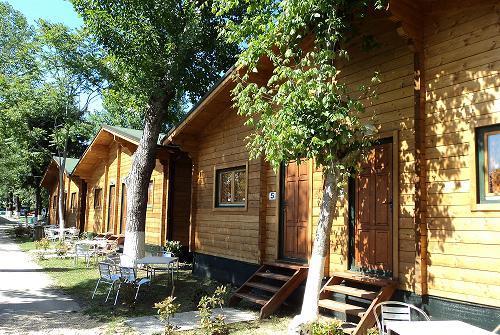 Camping Rialto - Chalet - Photo 1