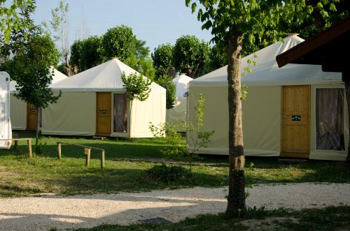 Camping Rialto - GLAMPING BUNGALOW-TENT - Photo 2