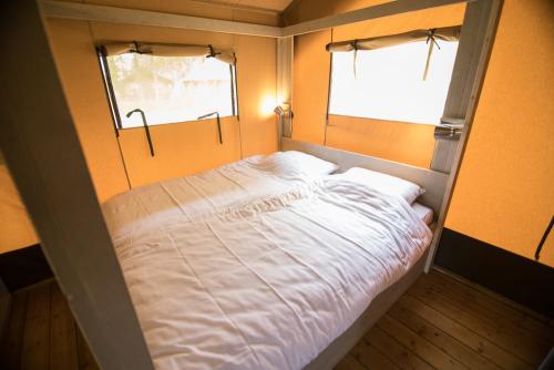 Camping le Merval - Tente lodge - 5 personnes - Photo 2