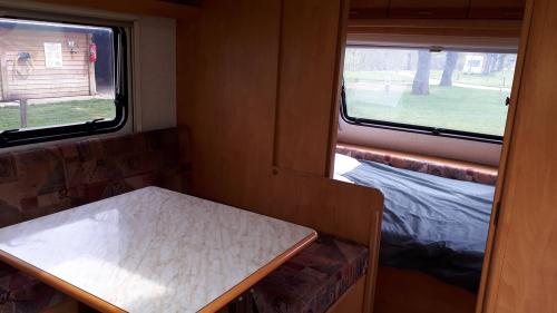 Camping La Cigale de L'Allier - Caravane Gruau - Photo 3