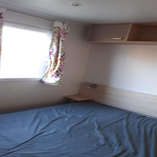 Camping La Cigale de L'Allier - Mobile-home 2 bedrooms - Photo 5