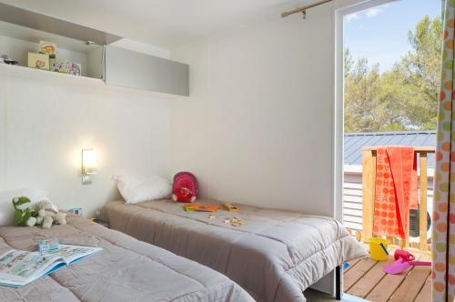 Camping Holiday Green - Cottage Patchwork Prestige 34 m² - 2 bedrooms + 2 bathrooms + air co & TV - Photo 5