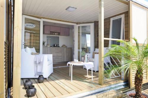 Camping Holiday Green - Cottage XXL Prestige 40 m² - 2 bedrooms + air-conditioning + TV - Photo 4