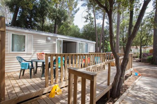 Camping Holiday Green - Cottage Handi Confort 32 m² - 2 bedrooms + air-conditioning / adapted to the people with reduced mobility - Photo 1