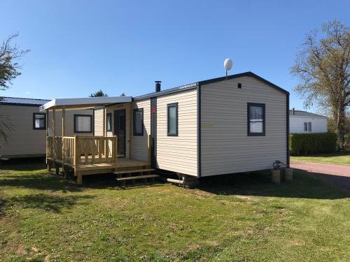 Camping Le Rivage - Cottage Grand Grand Confort - 2 bedrooms - Photo 1