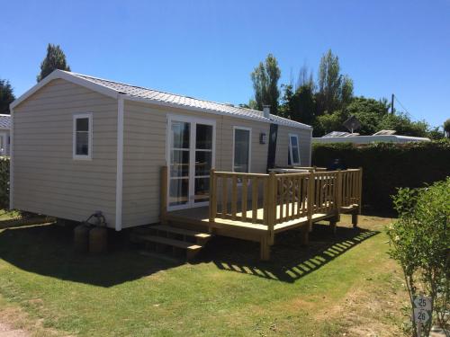Camping Le Rivage - Cottage Grand Confort - 3 bedrooms - Photo 1