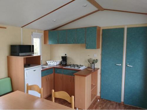 Camping LA PETITE FORET - Mobile-home IRM Super Titania - Photo 2