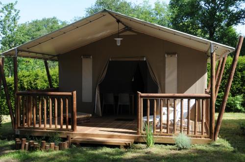 Camping La Blanche Hermine - Lodge HOËDIC (2 chambres) GAMME CONFORT + - Photo 2