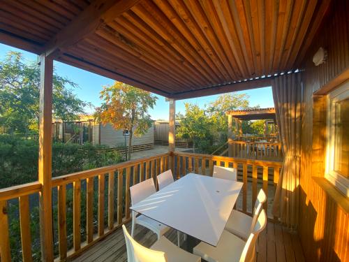 Camping Resort Els Pins - Mobile home Plus 2 AC - Photo 2