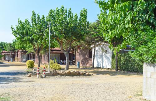 Camping Resort Els Pins - Bungalow Comfort - Photo 8