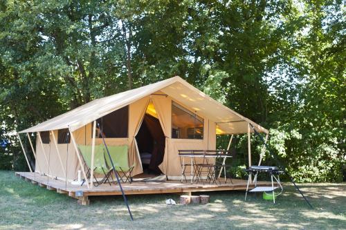 Camping de l'Ill - Colmar - Classic IV Wood & Canvas tent - Photo 1