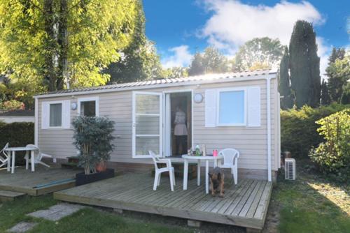 Camping Le Pré des Moines - Mobile home BASILIC *** 1 bedroom - Photo 1