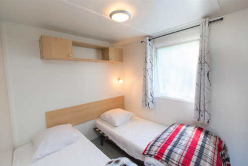 Camping Le Pré des Moines - Mobile home BASILIC *** 1 bedroom - Photo 2