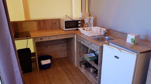 Camping Seasonova Les 7 Iles - ECOLODGE PMR - 2 Bedrooms (adapted for disabled persons) - Photo 3