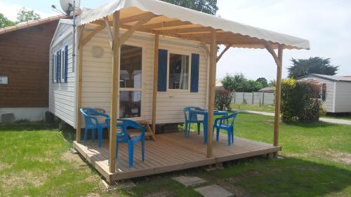 Camping du Vieux Château - Mobilhome Escale 16m²- 1 bedroom + Television - Photo 5