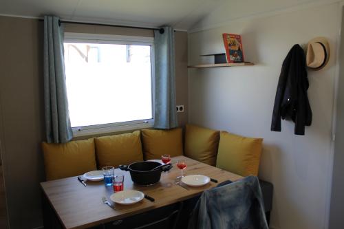 Camping du Vieux Château - Mobilhome Escapade Confort 27m² - 2 bedrooms + Television - Photo 5
